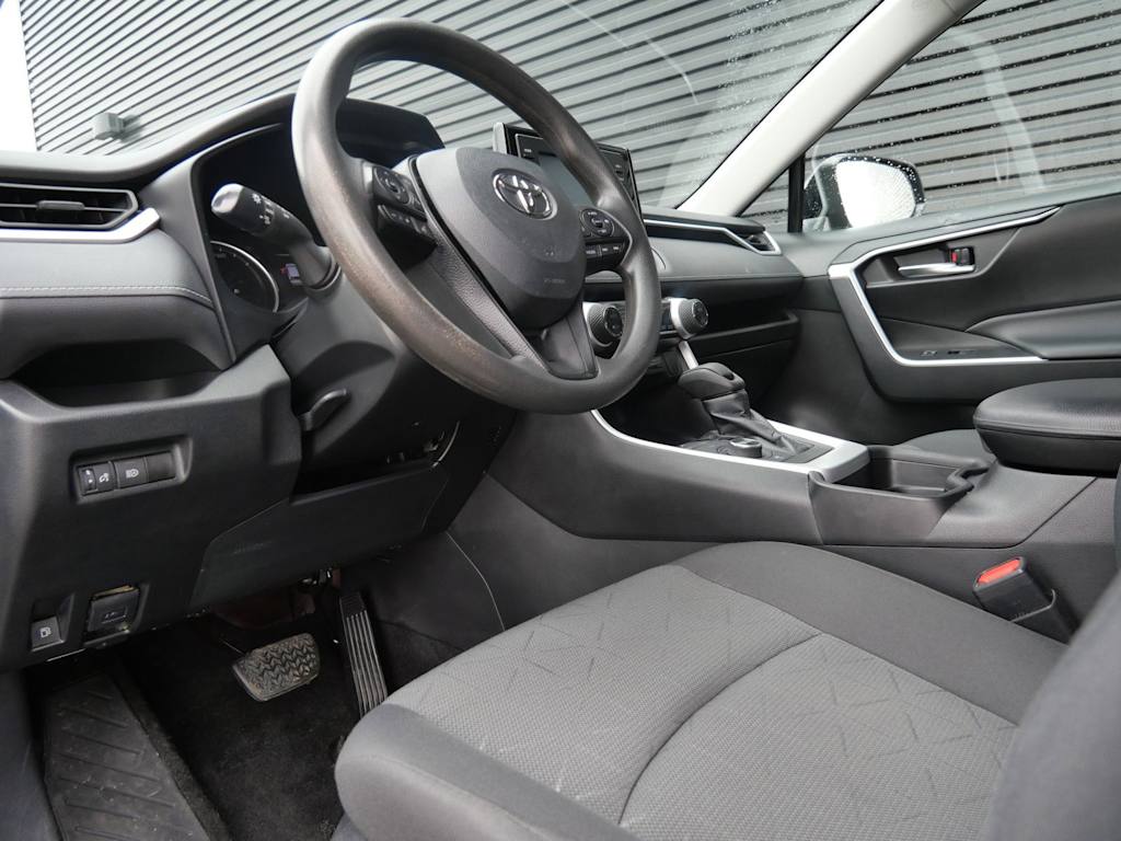 Thumbnail: 2021 Toyota RAV4 - 2