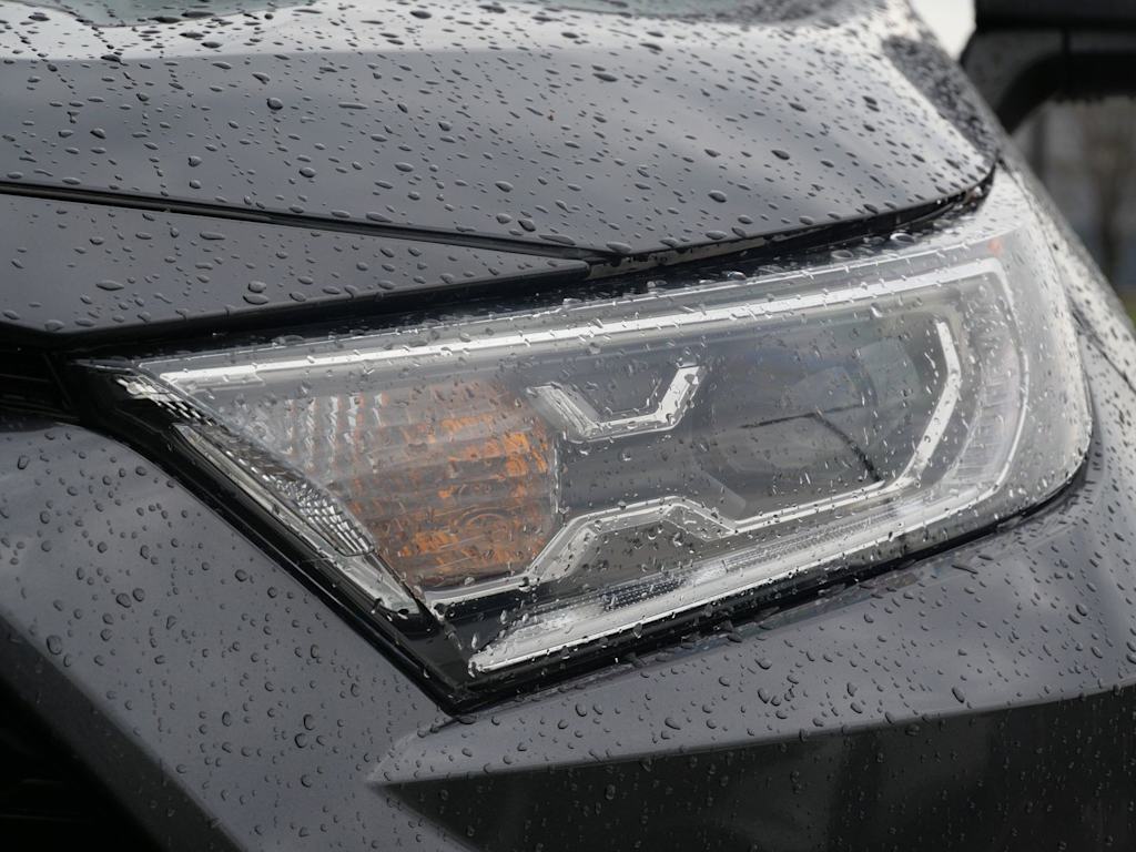 Thumbnail: 2021 Toyota RAV4 - 12