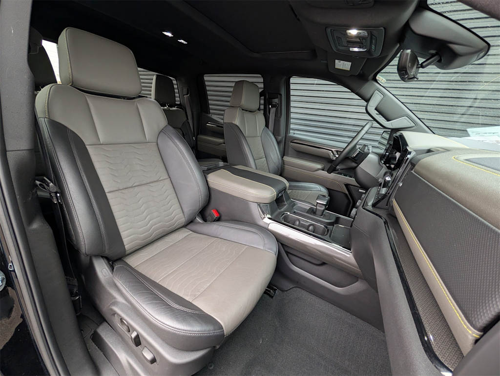 Thumbnail: 2023 Chevrolet Silverado 1500 - 24