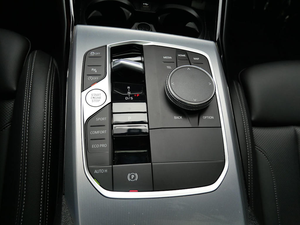 Thumbnail: 2023 BMW 2 Series - 10
