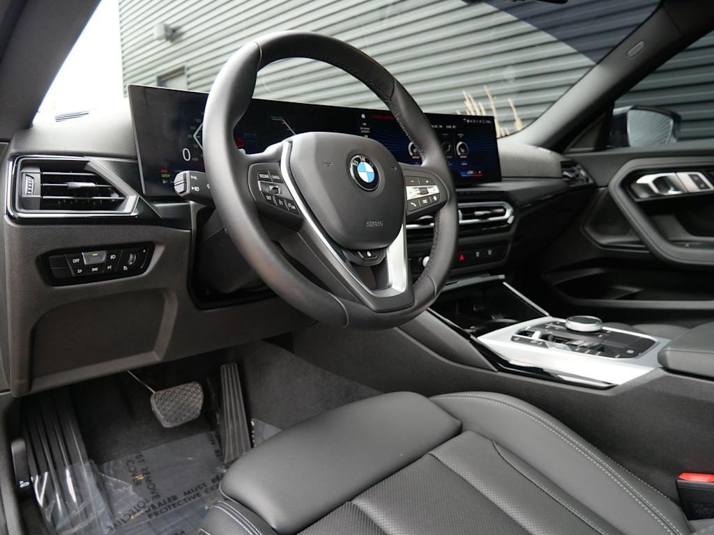 Thumbnail: 2023 BMW 2 Series - 2