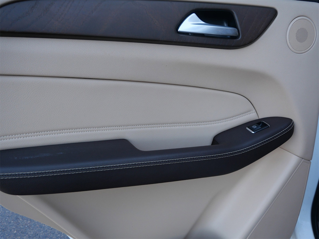 Thumbnail: 2019 Mercedes-Benz GLE - 15