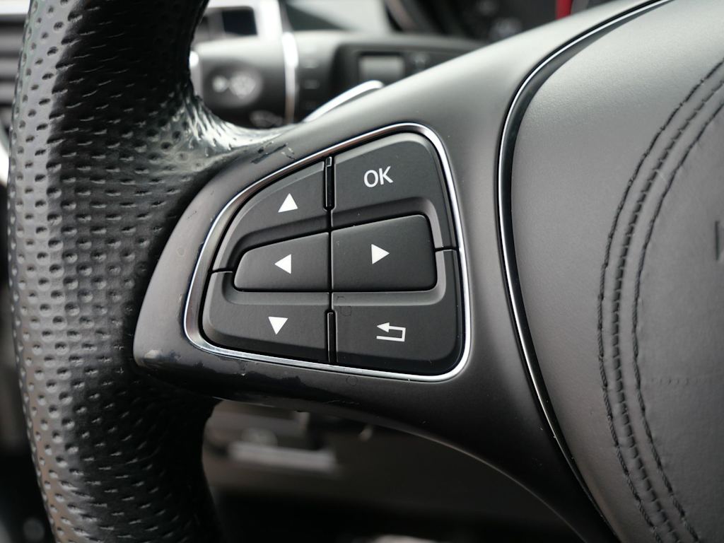 Thumbnail: 2019 Mercedes-Benz GLS - 17