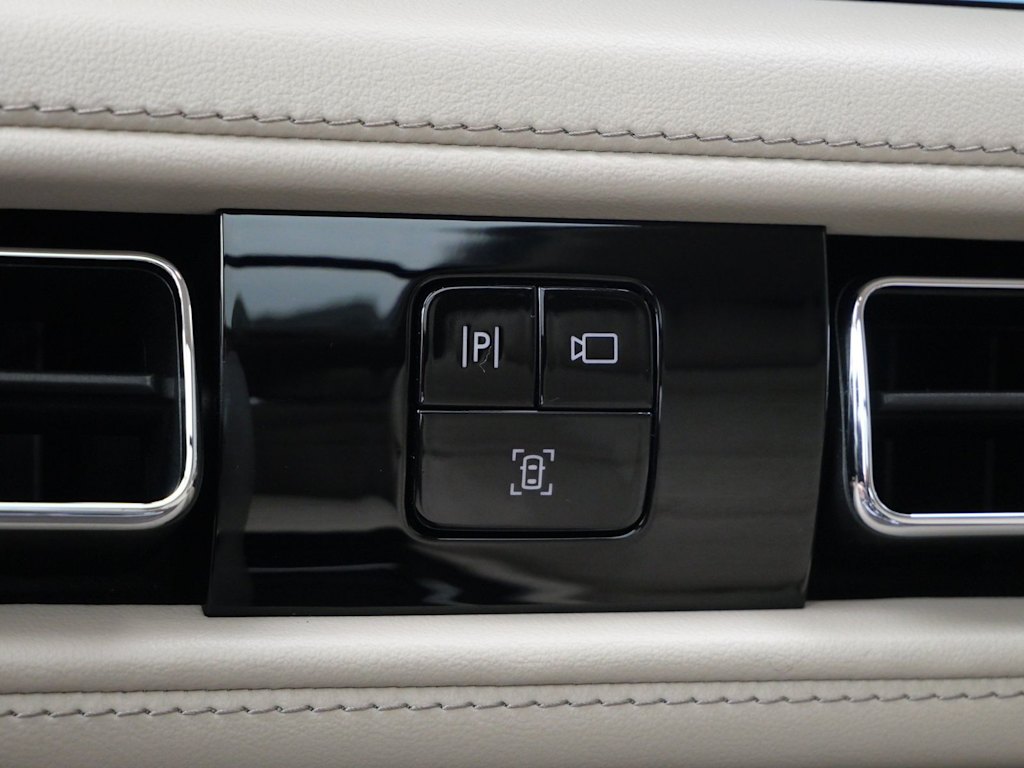 Thumbnail: 2022 Lincoln Aviator - 9