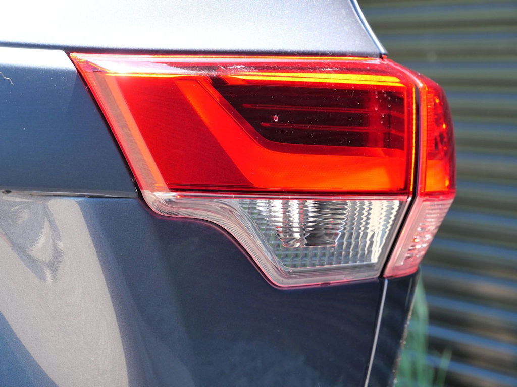 Thumbnail: 2018 Toyota Highlander - 13