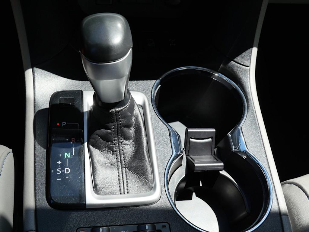 Thumbnail: 2018 Toyota Highlander - 20