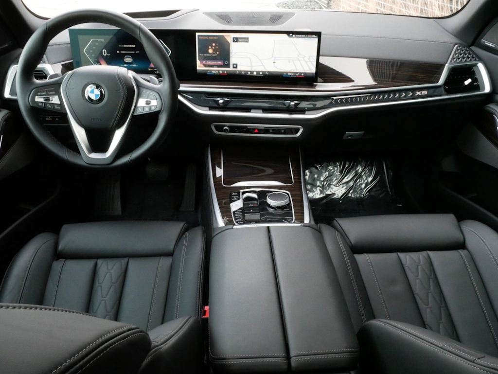 2025 BMW X5 xDrive40i 2