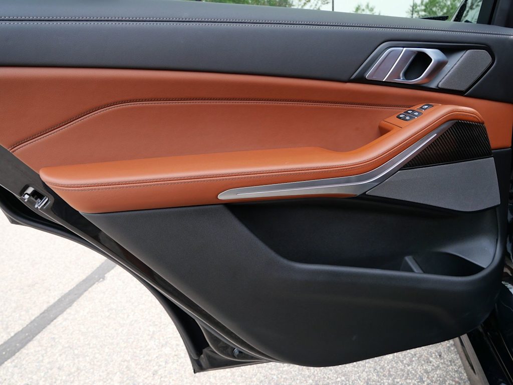 Thumbnail: 2026 BMW X7 - 16