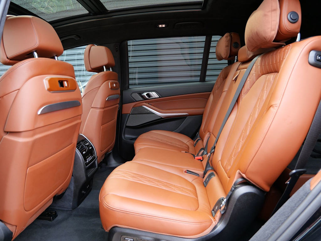 Thumbnail: 2026 BMW X7 - 7