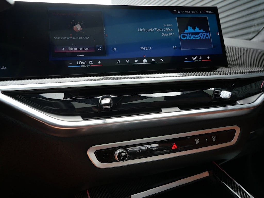 Thumbnail: 2026 BMW X7 - 8