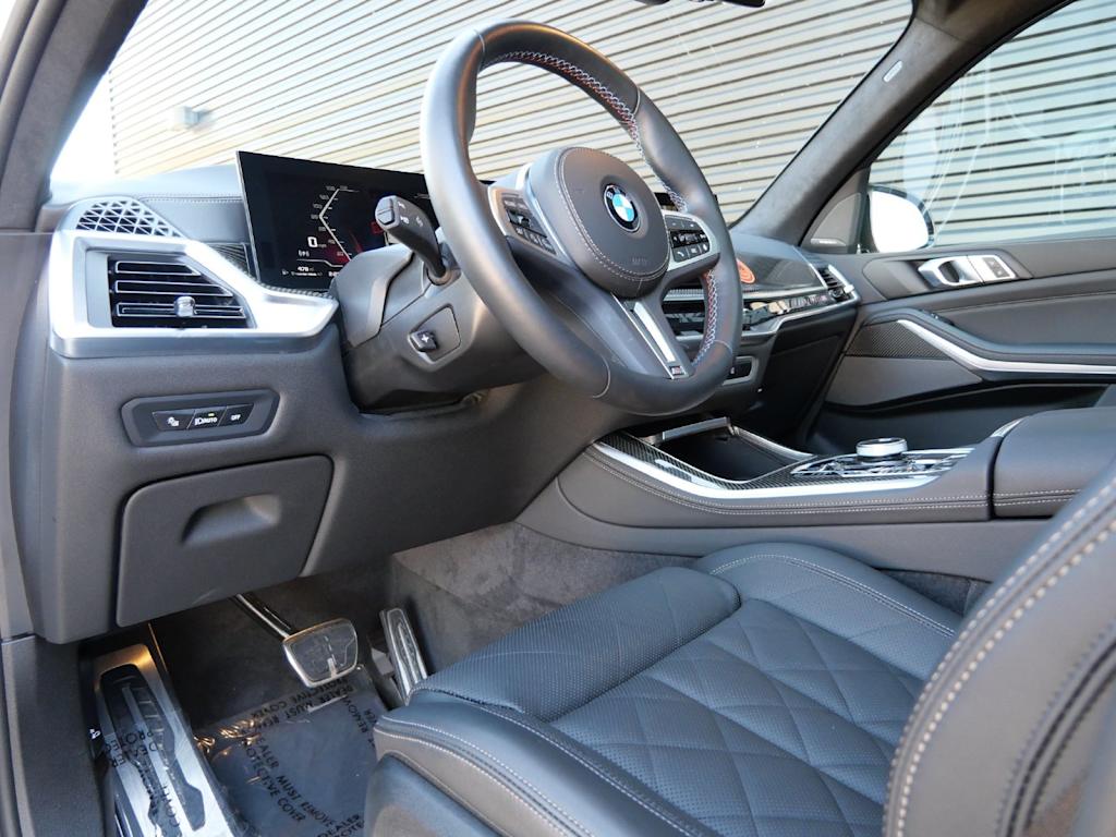 Thumbnail: 2026 BMW X5 - 2