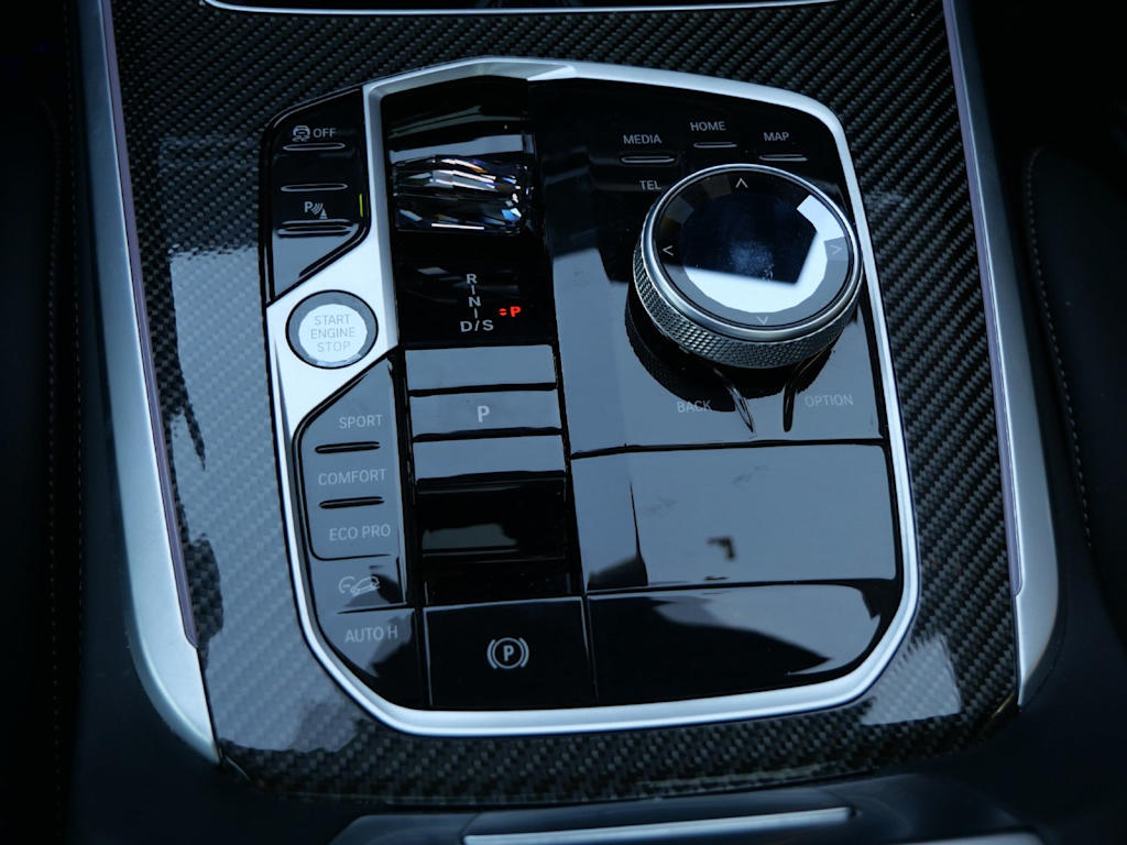 Thumbnail: 2026 BMW X5 - 9