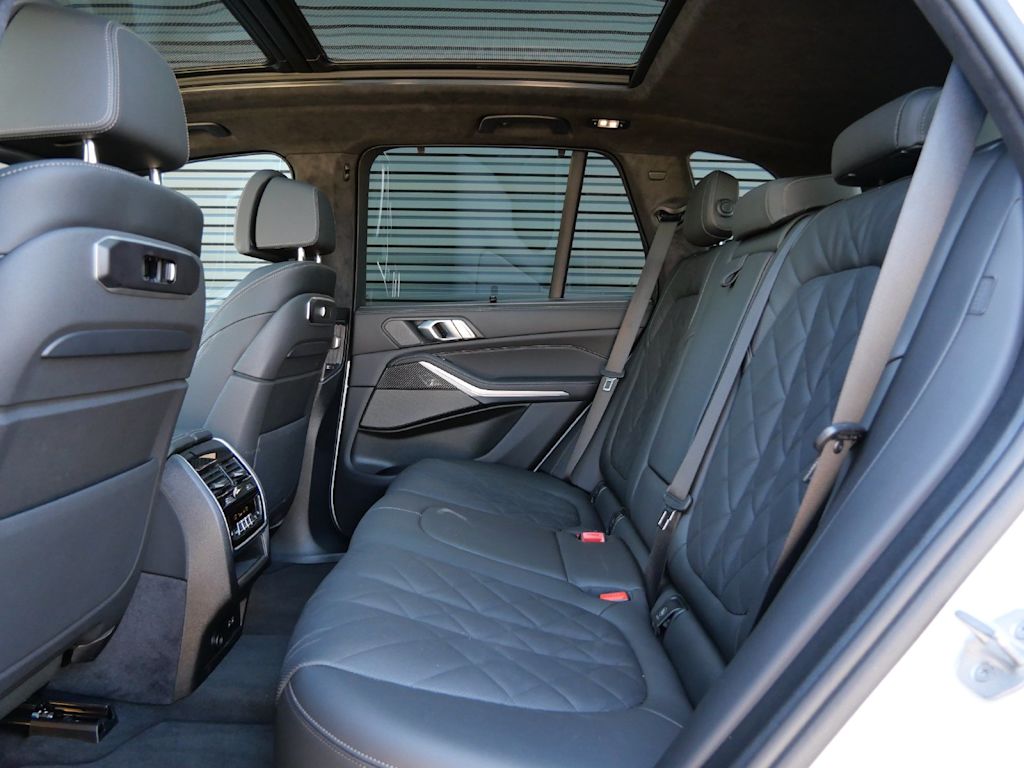 Thumbnail: 2026 BMW X5 - 7
