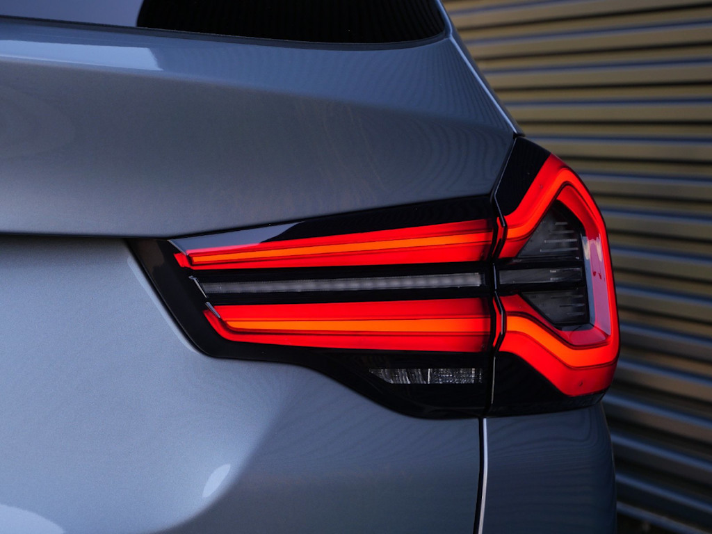 Thumbnail: 2024 BMW X3 - 12