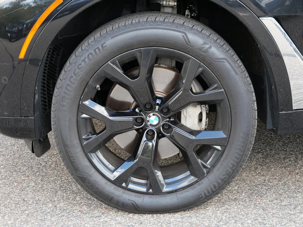 Thumbnail: 2021 BMW X7 - 5