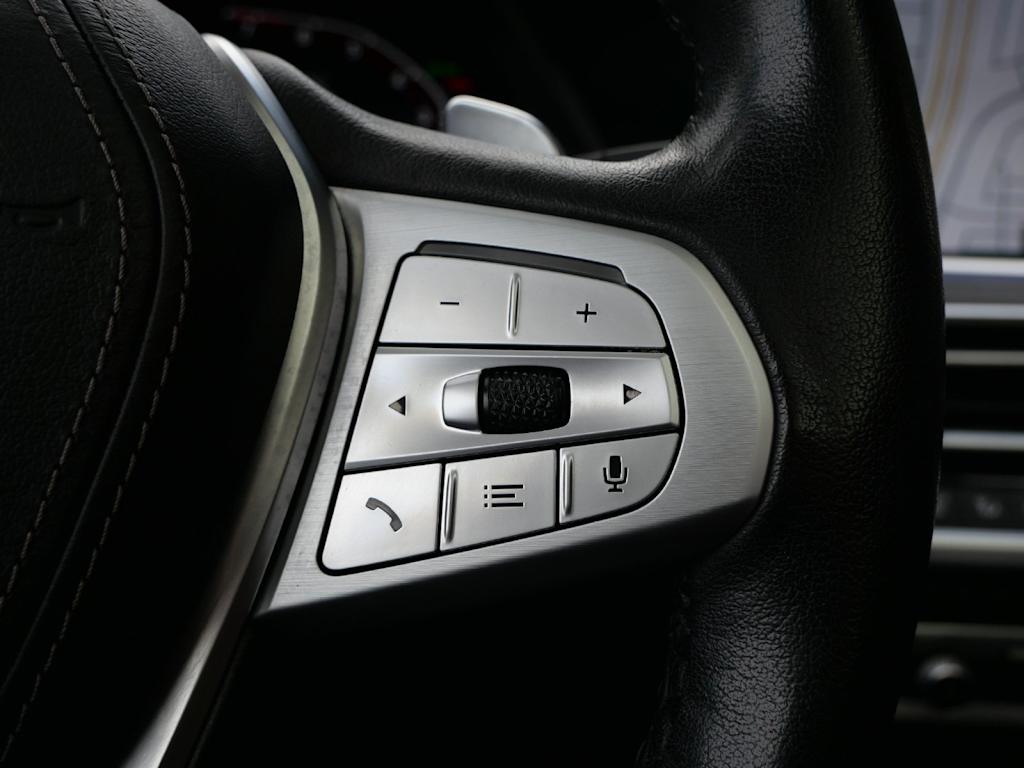 Thumbnail: 2021 BMW X7 - 22