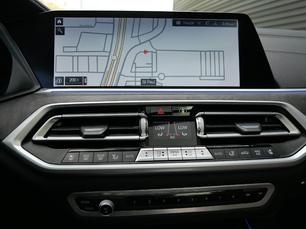 Thumbnail: 2021 BMW X7 - 8