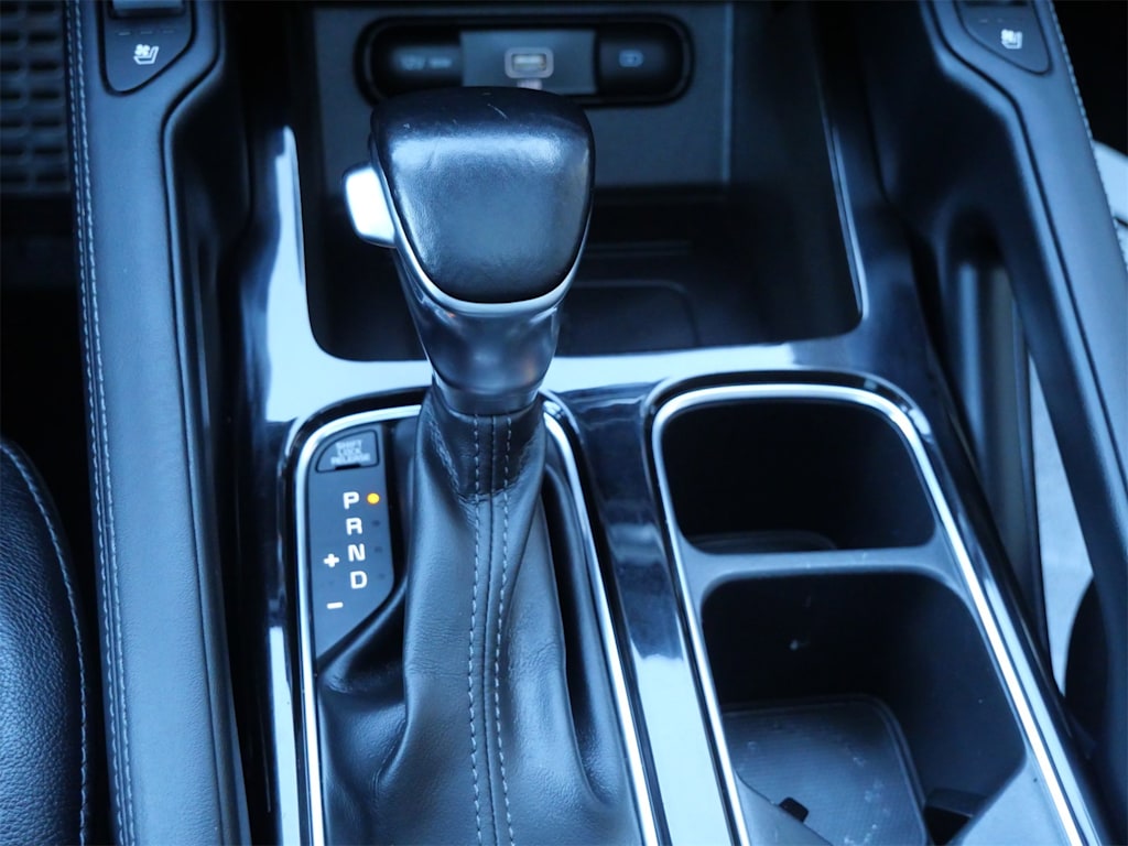 Thumbnail: 2020 Kia Telluride - 20