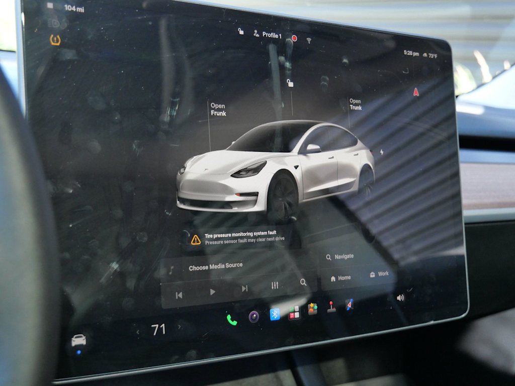 Thumbnail: 2023 Tesla Model 3 - 5