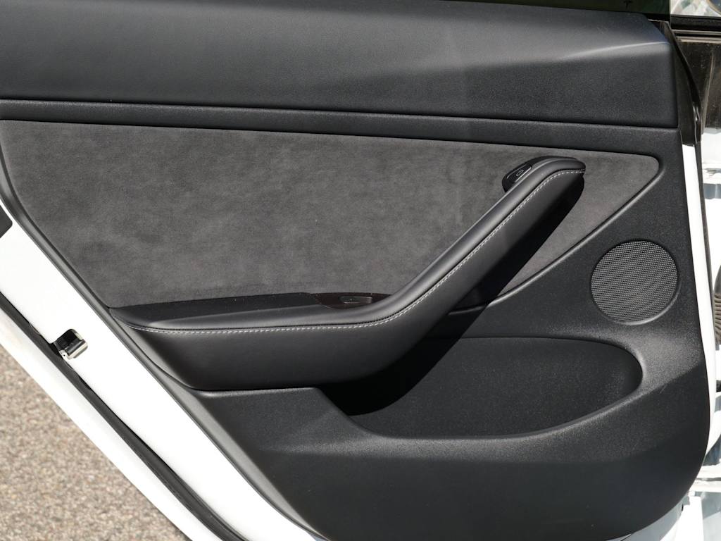 Thumbnail: 2023 Tesla Model 3 - 14