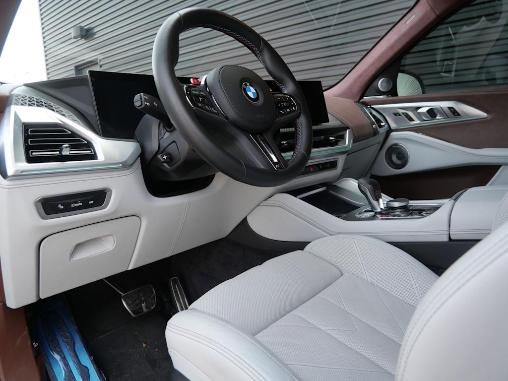 Thumbnail: 2024 BMW XM - 2