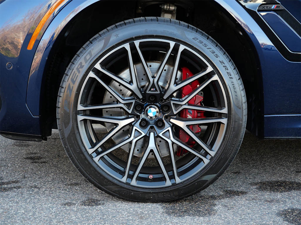 Thumbnail: 2022 BMW X6 - 6