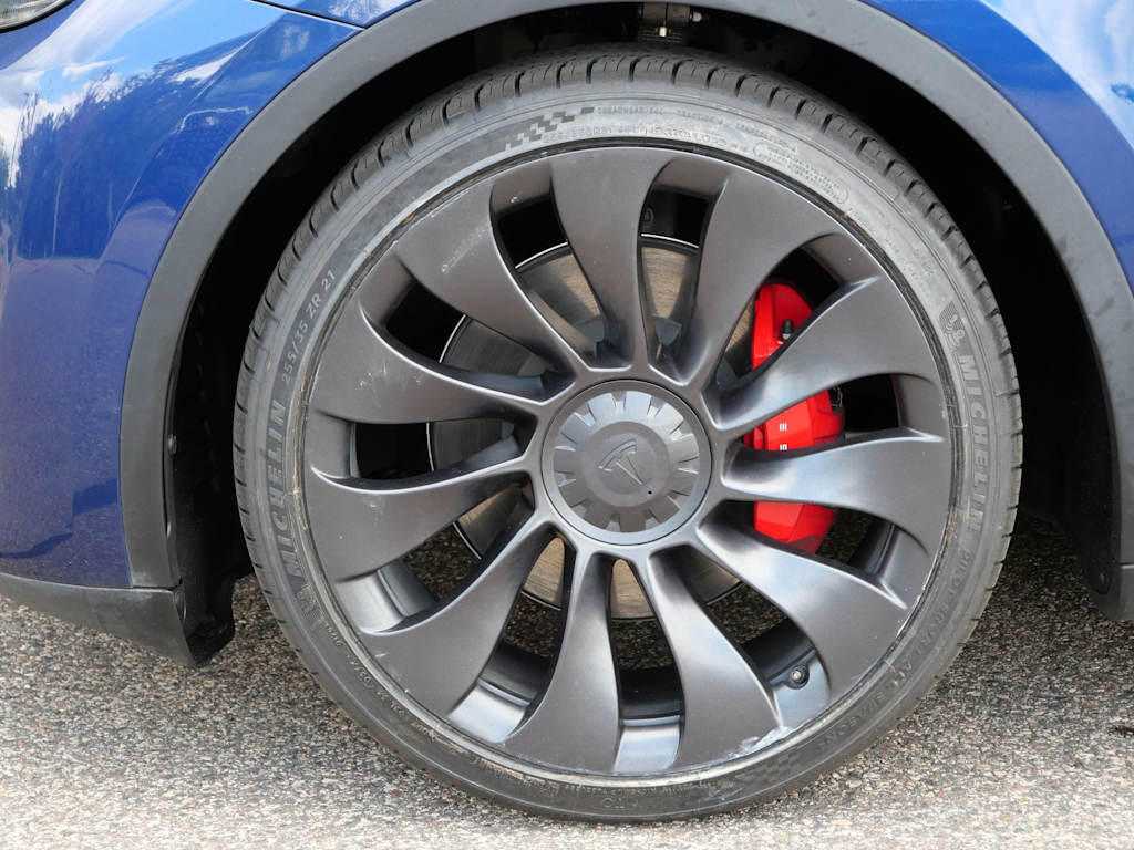 Thumbnail: 2023 Tesla Model Y - 6