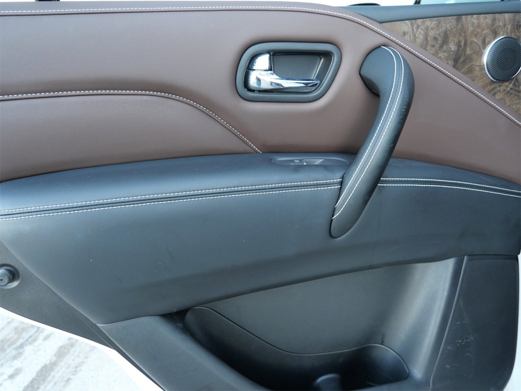 Thumbnail: 2023 INFINITI QX80 - 16