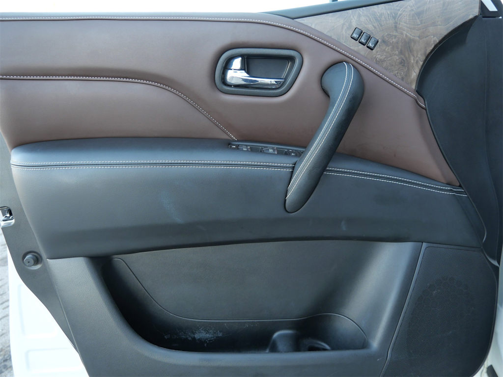 Thumbnail: 2023 INFINITI QX80 - 14