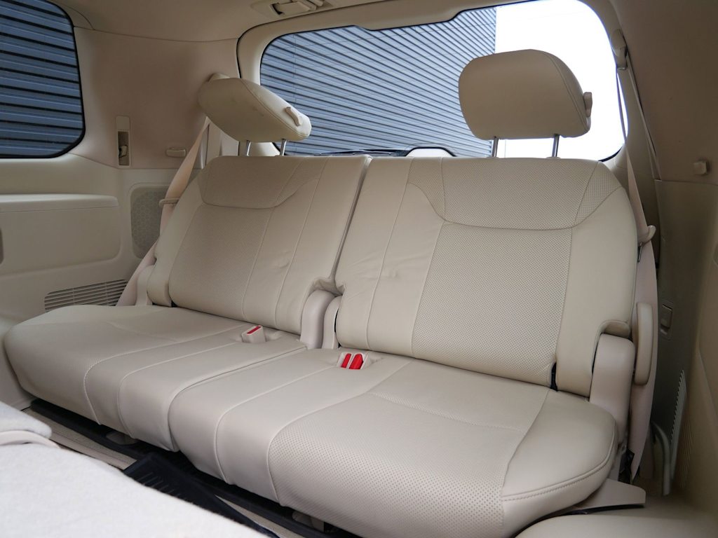 Thumbnail: 2021 Lexus LX - 16