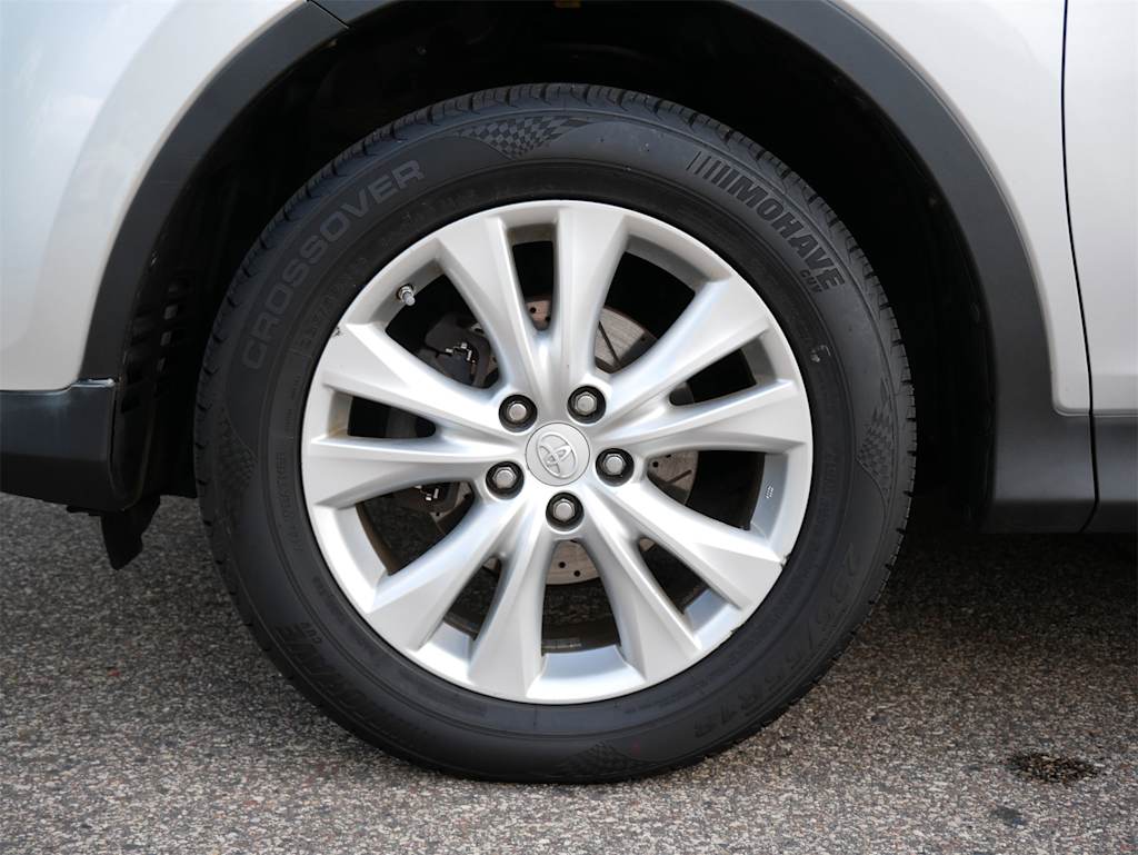 Thumbnail: 2015 Toyota RAV4 - 6