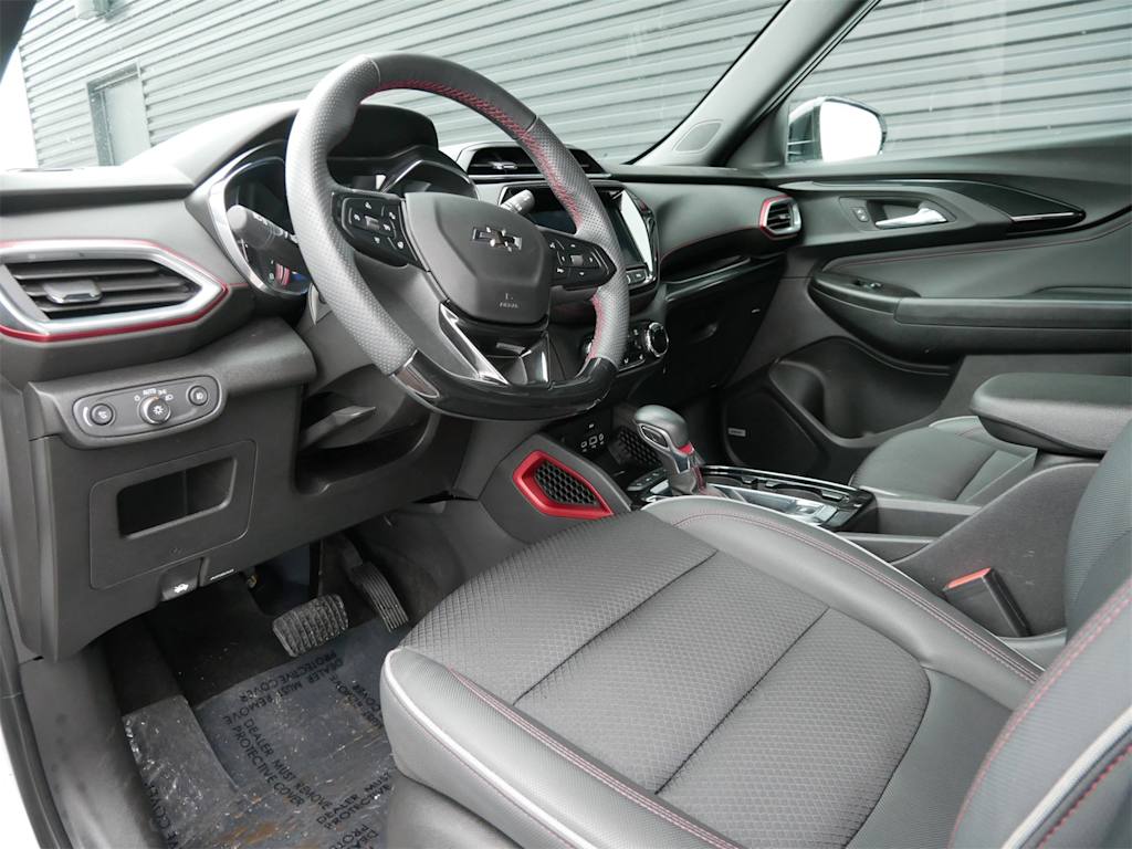 Thumbnail: 2023 Chevrolet TrailBlazer - 2