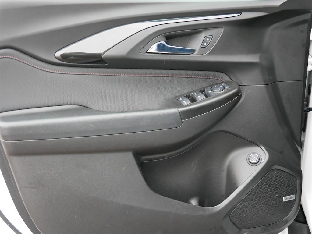 Thumbnail: 2023 Chevrolet TrailBlazer - 16