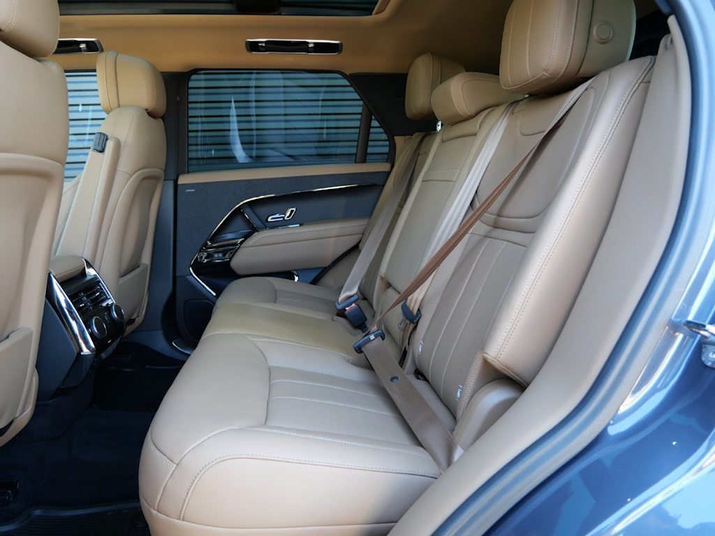 Thumbnail: 2024 Land Rover Range Rover Sport - 6