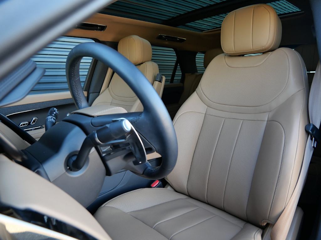 Thumbnail: 2024 Land Rover Range Rover Sport - 5