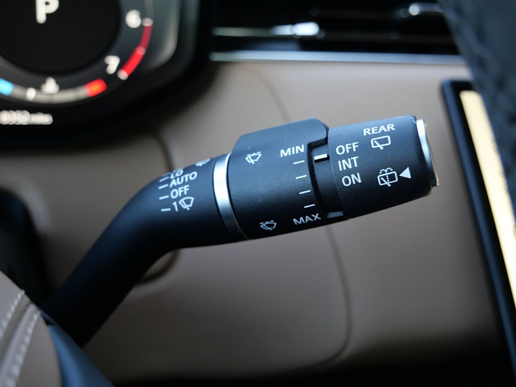 Thumbnail: 2024 Land Rover Range Rover Sport - 23