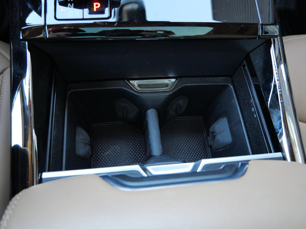 Thumbnail: 2024 Land Rover Range Rover Sport - 9