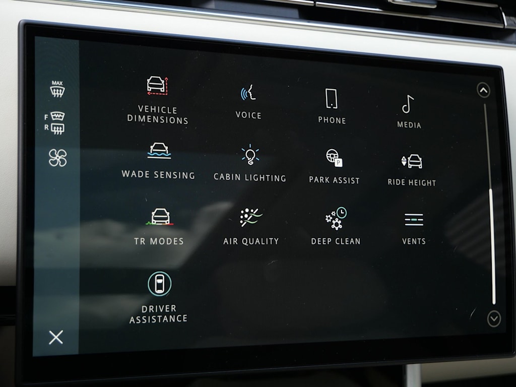 Thumbnail: 2025 Land Rover Range Rover - 29