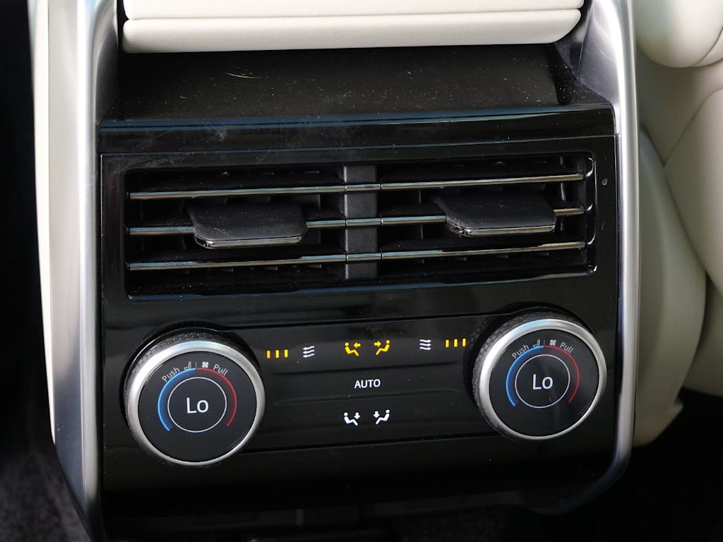 Thumbnail: 2025 Land Rover Range Rover - 18