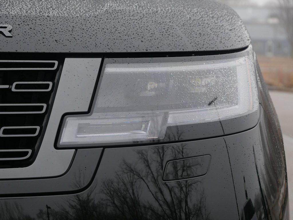 Thumbnail: 2025 Land Rover Range Rover - 10
