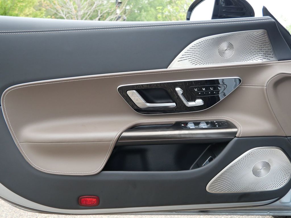 Thumbnail: 2023 Mercedes-Benz SL-Class - 13
