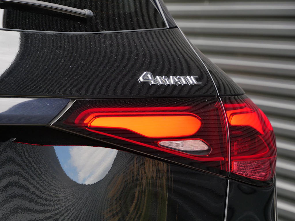 Thumbnail: 2023 Mercedes-Benz GLC - 14