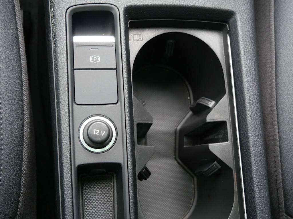 Thumbnail: 2023 Audi Q3 - 21