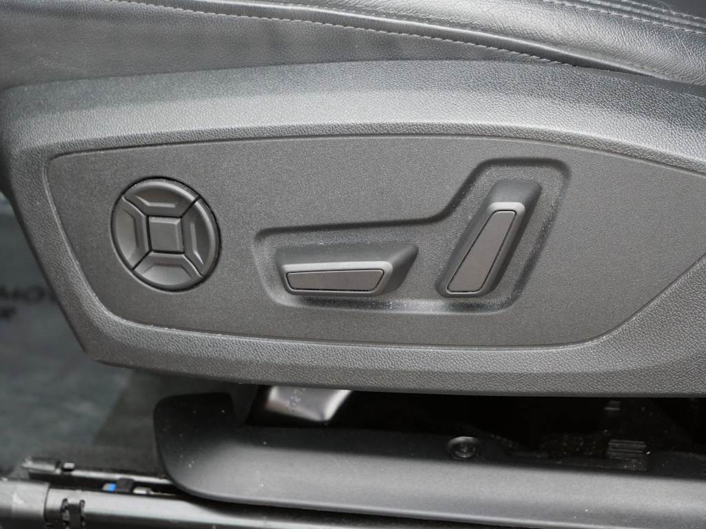 Thumbnail: 2023 Audi Q3 - 14