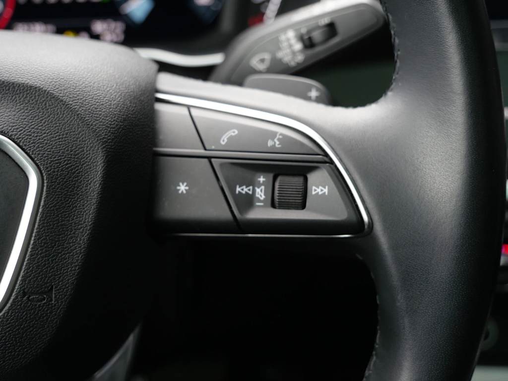 Thumbnail: 2023 Audi Q3 - 18