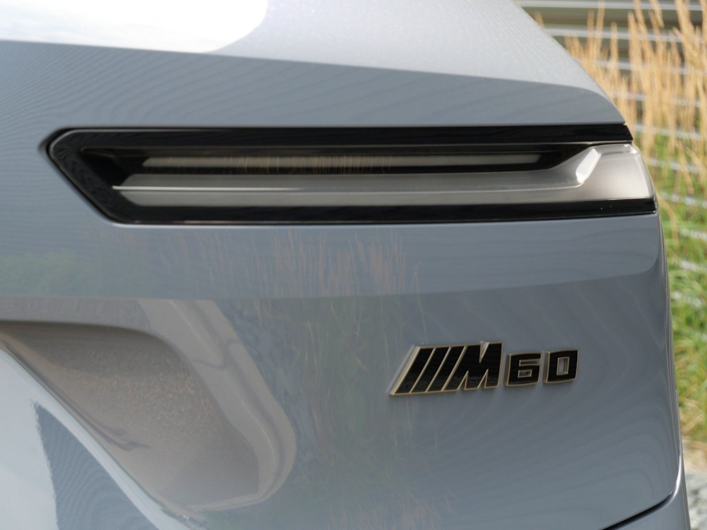 Thumbnail: 2023 BMW iX - 5