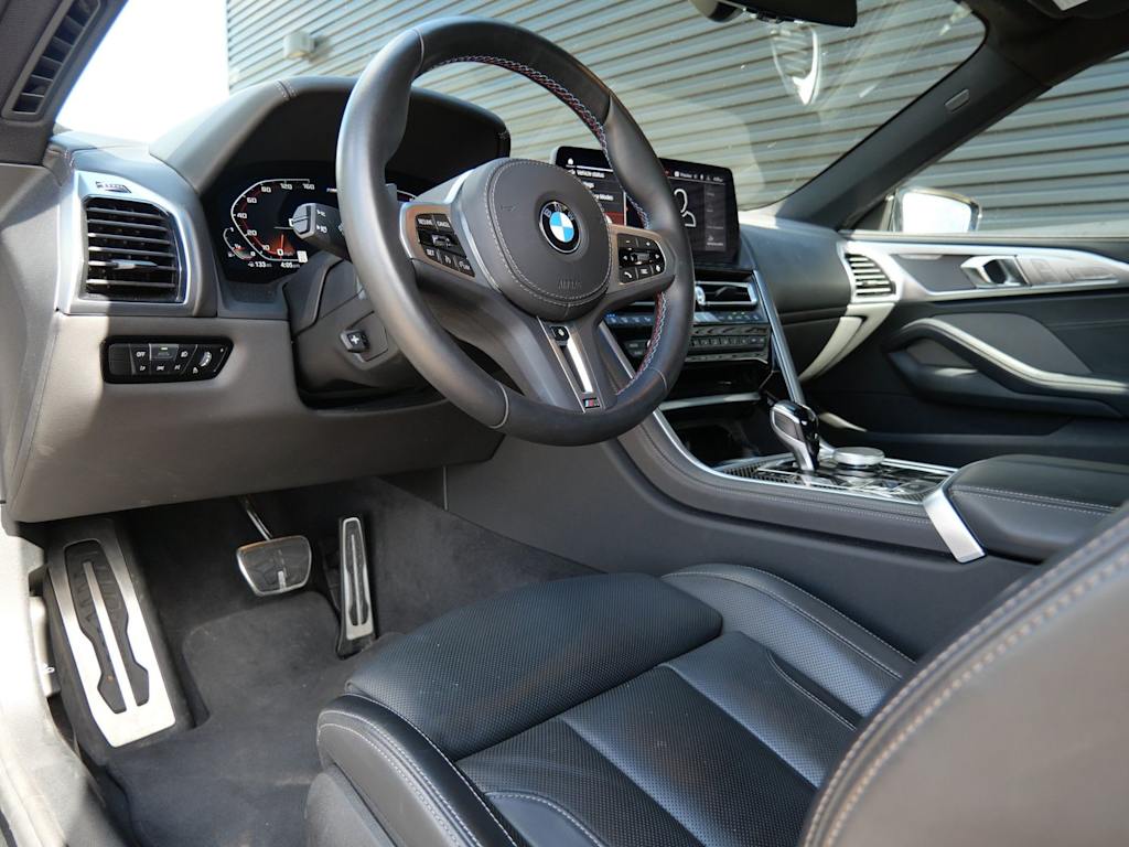 Thumbnail: 2024 BMW 8 Series - 2