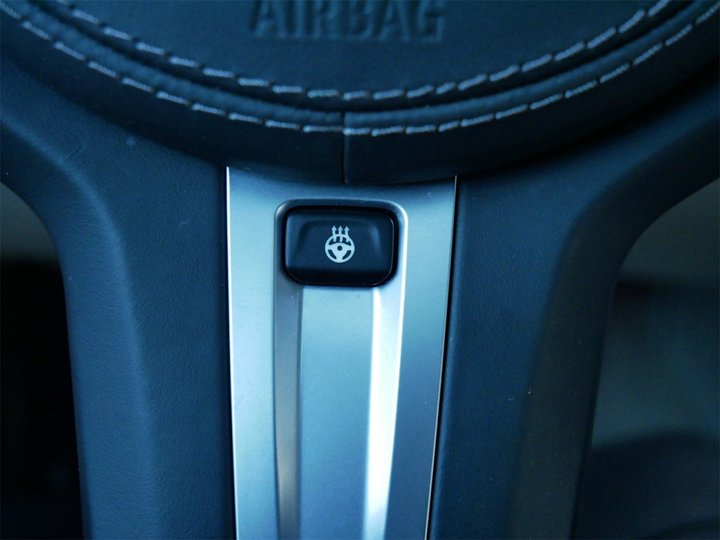 Thumbnail: 2021 BMW 8 Series - 17