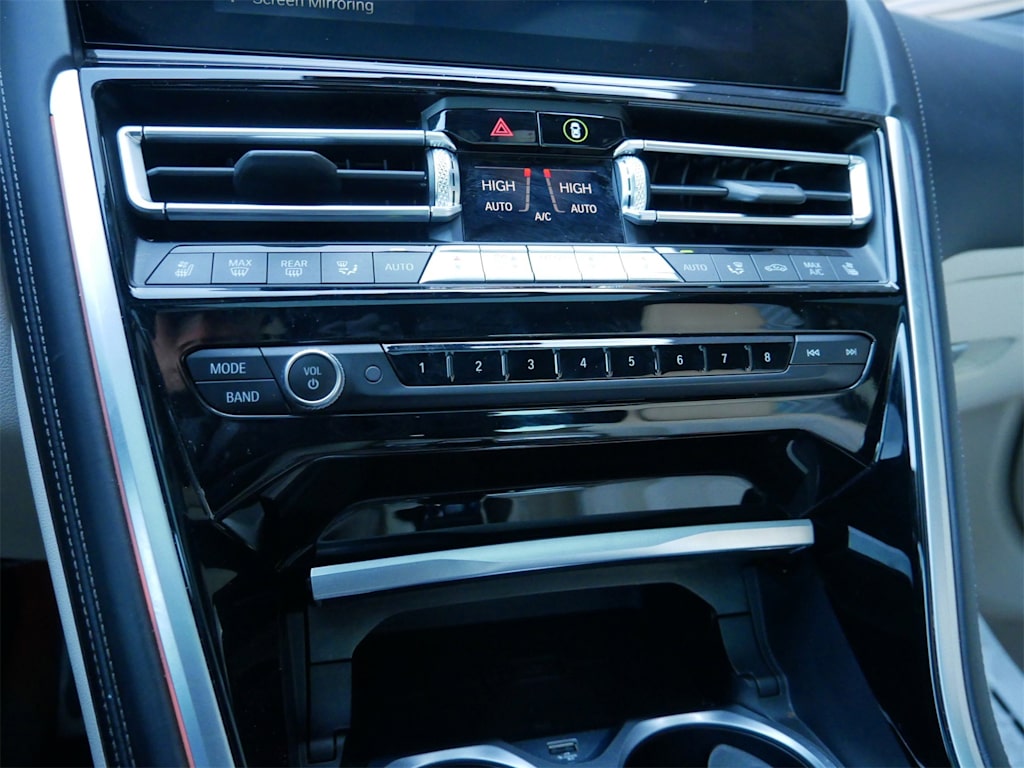 Thumbnail: 2021 BMW 8 Series - 18