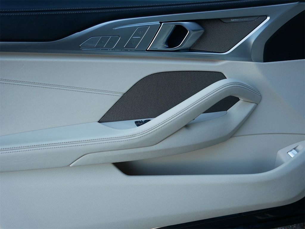 Thumbnail: 2021 BMW 8 Series - 14